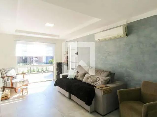 Casa / Sobrado para Locação em Canoas/RS Fátima 3 Quartos
