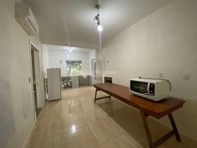 Casa / Sobrado para Locação em Canoas/RS Harmonia 1 Quartos
