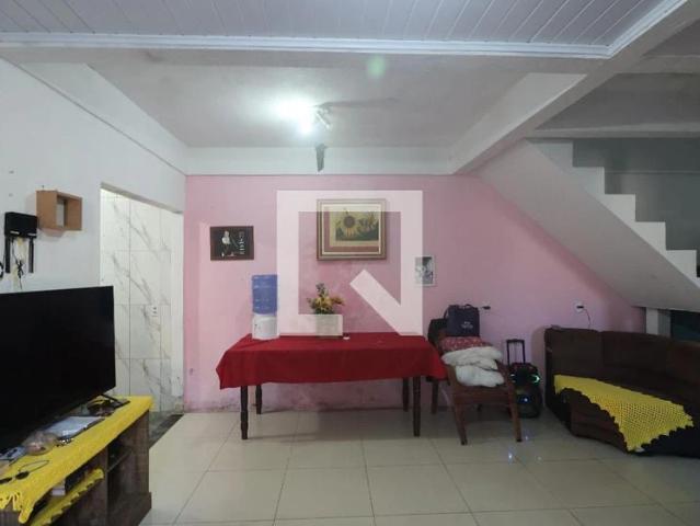 Casa / Sobrado para Locação em Canoas/RS Harmonia 2 Quartos