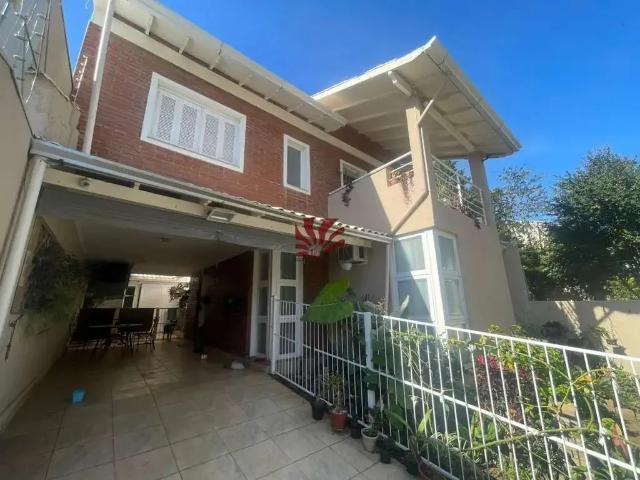 Casa / Sobrado para Locação em Canoas/RS Igara 3 Quartos