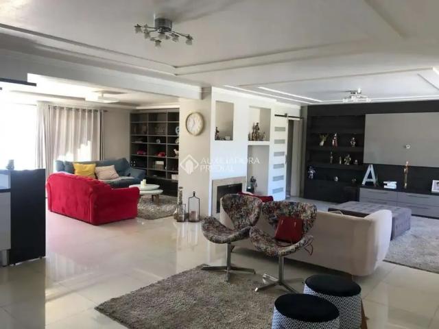 Casa / Sobrado para Locação em Canoas/RS Igara 4 Quartos