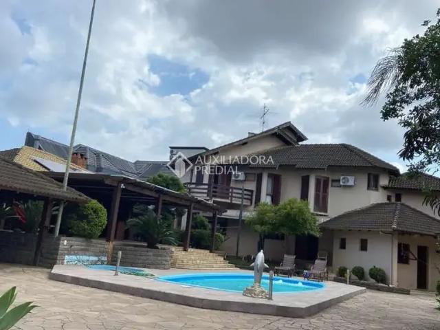 Casa / Sobrado para Locação em Canoas/RS Igara 6 Quartos