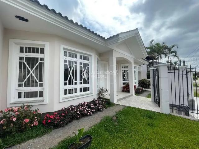 Casa / Sobrado para Locação em Canoas/RS Marechal Rondon 3 Quartos