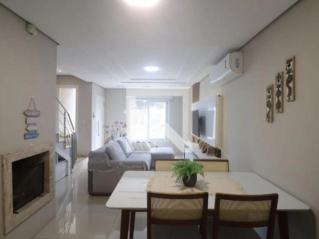 Casa / Sobrado para Locação em Canoas/RS Nossa Senhora das Graças 3 Quartos