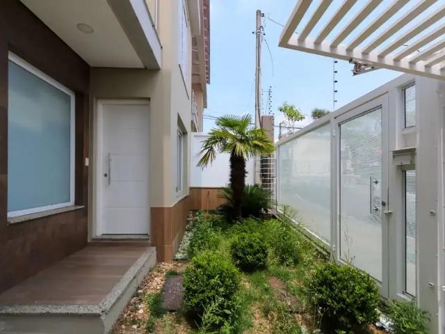 Casa / Sobrado para Locação em Canoas/RS Nossa Senhora das Graças 3 Quartos