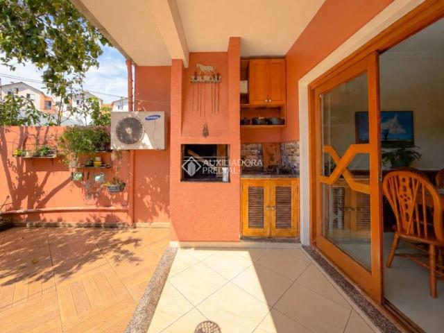 Casa / Sobrado para Locação em Canoas/RS Nossa Senhora das Graças 3 Quartos
