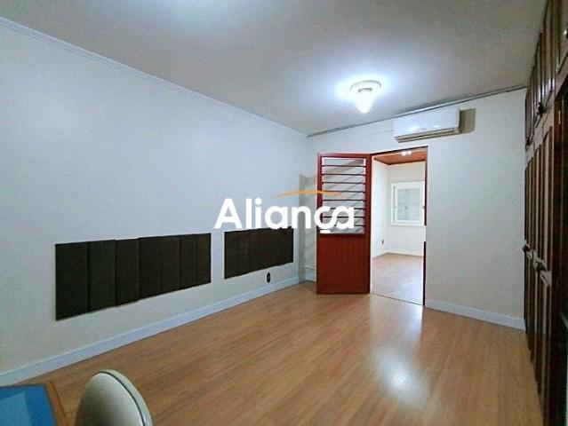Casa / Sobrado para Locação em Canoas/RS Nossa Senhora das Graças 5 Quartos
