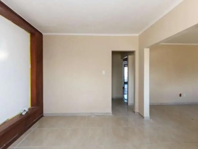 Casa / Sobrado para Locação em Canoas/RS Niterói 4 Quartos
