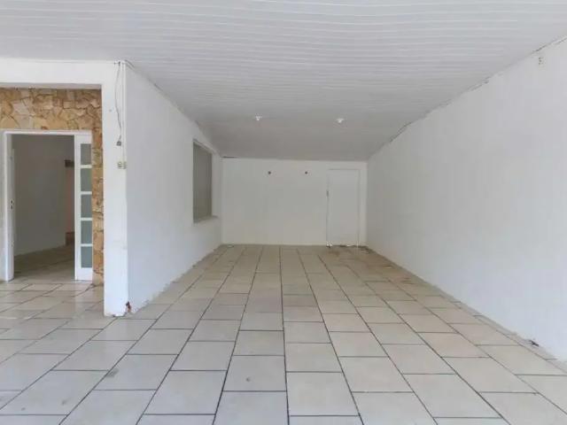 Casa / Sobrado para Locação em Canoas/RS Niterói 3 Quartos