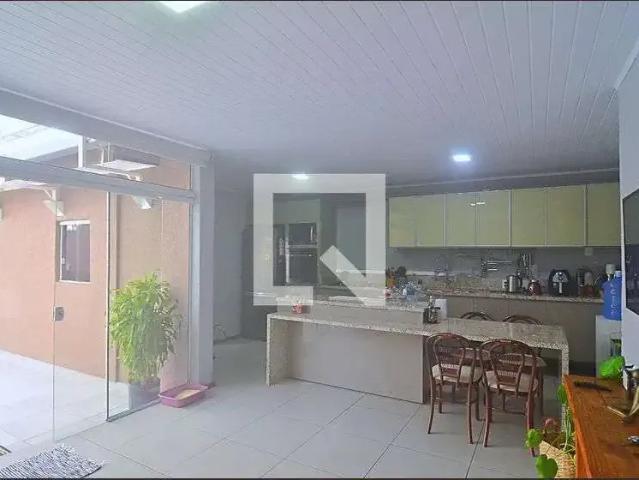 Casa / Sobrado para Locação em Canoas/RS Niterói 3 Quartos