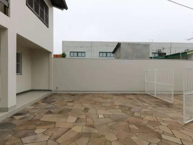 Casa / Sobrado para Locação em Canoas/RS Niterói 3 Quartos