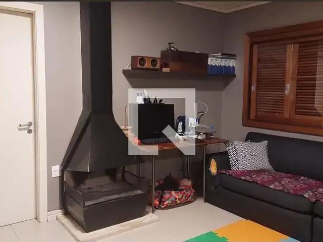 Casa / Sobrado para Locação em Canoas/RS São José 1 Quartos