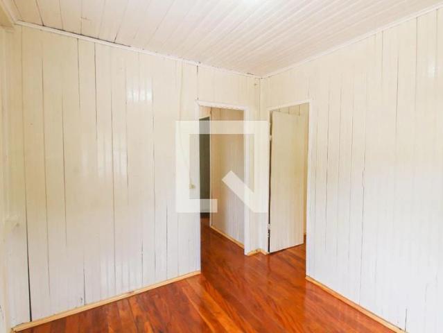 Casa / Sobrado para Locação em Canoas/RS São José 2 Quartos