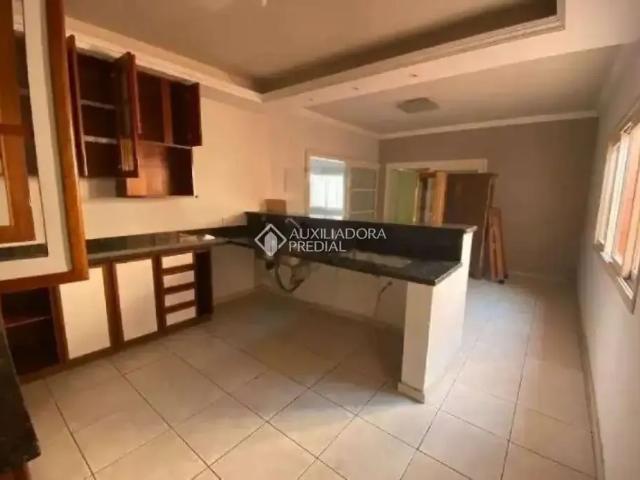 Casa / Sobrado para Locação em Canoas/RS São Luis 4 Quartos