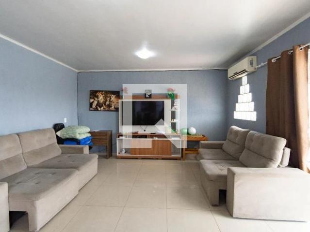 Casa / Sobrado para Locação em Canoas/RS Rio Branco 4 Quartos