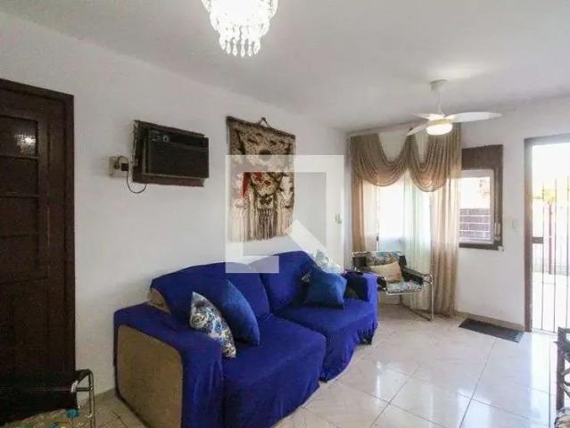 Casa / Sobrado para Locação em Canoas/RS Rio Branco 3 Quartos
