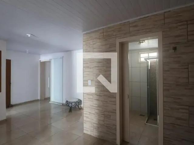 Casa / Sobrado para Locação em Canoas/RS Rio Branco 3 Quartos