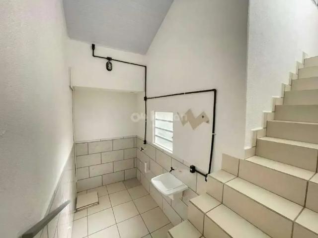 Casa / Sobrado para Locação em Capivari de Baixo/SC Centro 2 Quartos