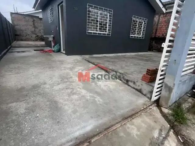 Casa / Sobrado para Locação em Carambeí/PR Centro 2 Quartos