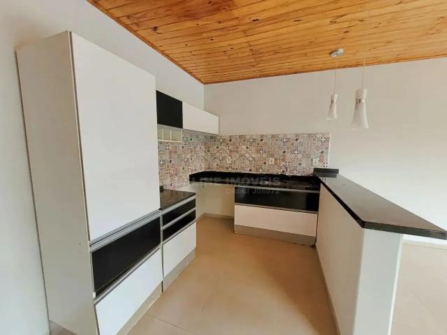 Casa / Sobrado para Locação em Carambeí/PR Centro 6 Quartos