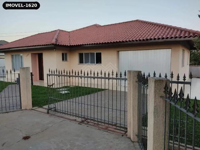 Casa / Sobrado para Locação em Carambeí/PR Colonia 3 Quartos