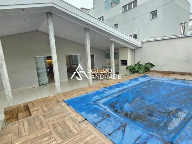 Casa / Sobrado para Locação em Caraguatatuba/SP Massaguaçu 3 Quartos