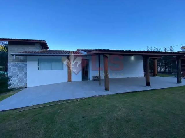 Casa / Sobrado para Locação em Caraguatatuba/SP Massaguaçu 3 Quartos