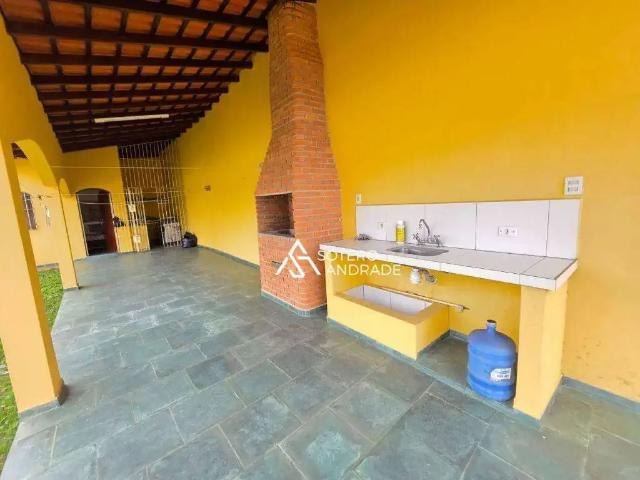 Casa / Sobrado para Locação em Caraguatatuba/SP Massaguaçu 3 Quartos