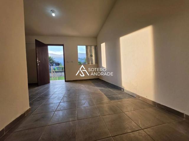 Casa / Sobrado para Locação em Caraguatatuba/SP Massaguaçu 2 Quartos