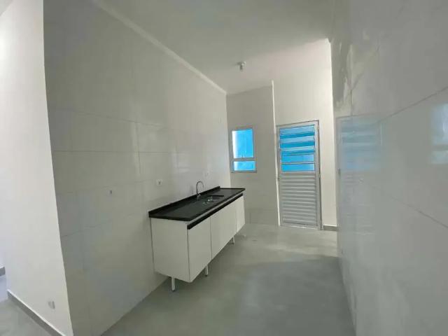 Casa / Sobrado para Locação em Caraguatatuba/SP Massaguaçu 2 Quartos