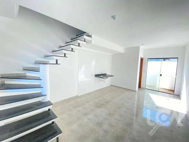 Casa / Sobrado para Locação em Caraguatatuba/SP Massaguaçu 2 Quartos