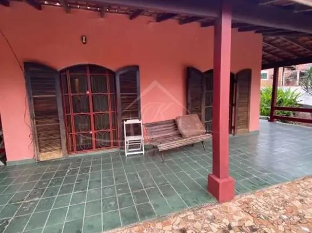 Casa / Sobrado para Locação em Caraguatatuba/SP Martim de Sá 4 Quartos