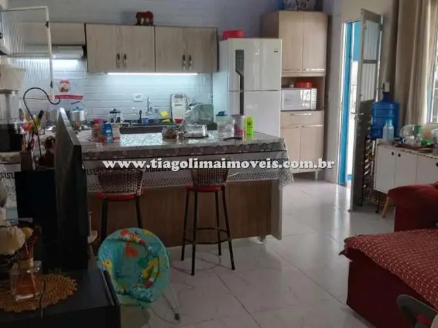 Casa / Sobrado para Locação em Caraguatatuba/SP Martim de Sá 2 Quartos