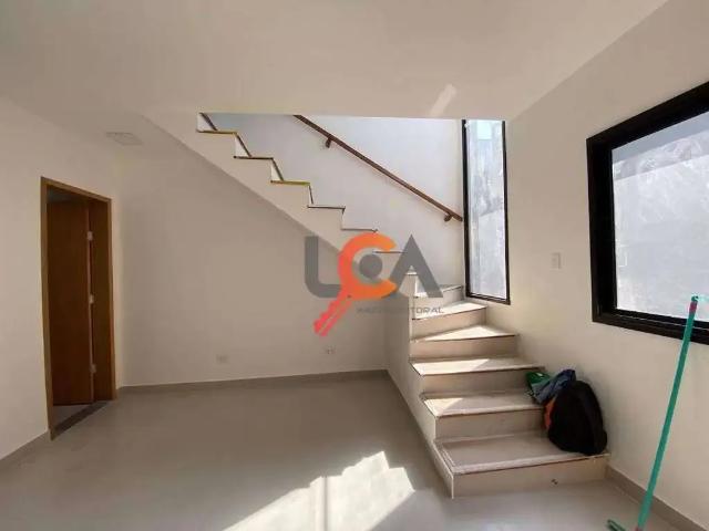 Casa / Sobrado para Locação em Caraguatatuba/SP Martim de Sá 2 Quartos