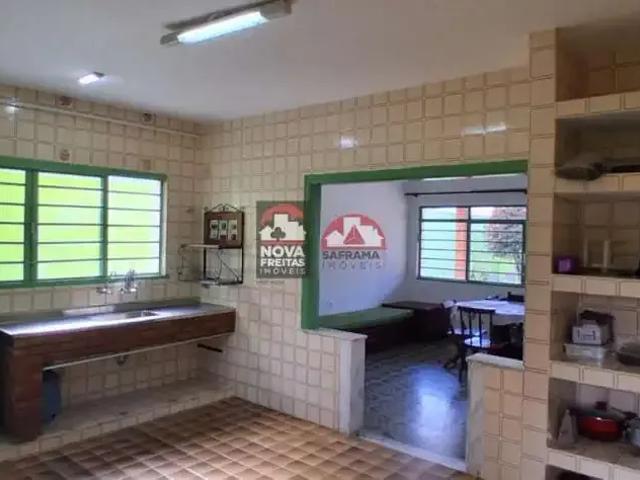 Casa / Sobrado para Locação em Caraguatatuba/SP Martim de Sá 2 Quartos
