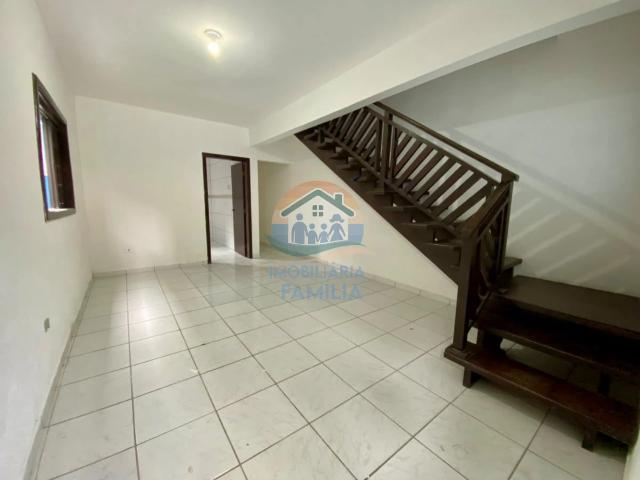 Casa / Sobrado para Locação em Caraguatatuba/SP Martim de Sá 3 Quartos