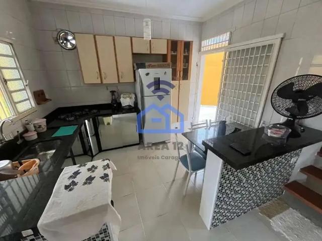 Casa / Sobrado para Locação em Caraguatatuba/SP Martim de Sá 3 Quartos
