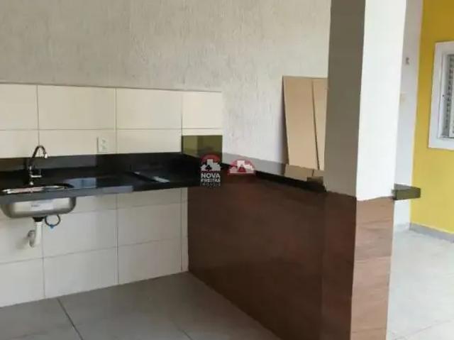 Casa / Sobrado para Locação em Caraguatatuba/SP Martim de Sá 3 Quartos