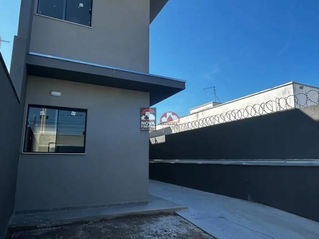 Casa / Sobrado para Locação em Caraguatatuba/SP Morro do Algodão 3 Quartos