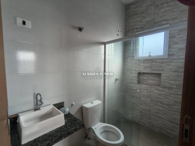 Casa / Sobrado para Locação em Caraguatatuba/SP Morro do Algodão 2 Quartos