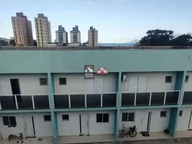 Casa / Sobrado para Locação em Caraguatatuba/SP Balneário Gardem Mar 3 Quartos