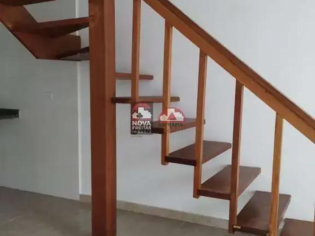 Casa / Sobrado para Locação em Caraguatatuba/SP Balneário Recanto do Sol 2 Quartos