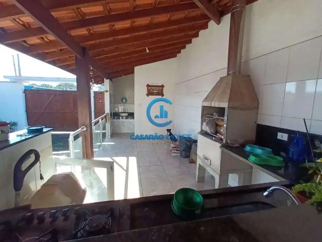 Casa / Sobrado para Locação em Caraguatatuba/SP Barranco Alto 3 Quartos
