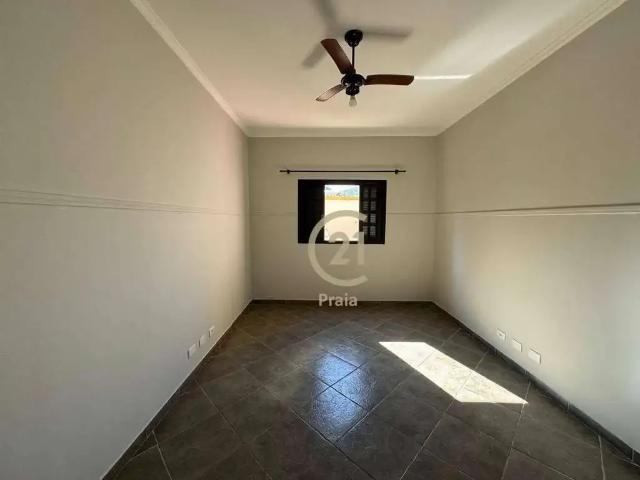 Casa / Sobrado para Locação em Caraguatatuba/SP Centro 4 Quartos