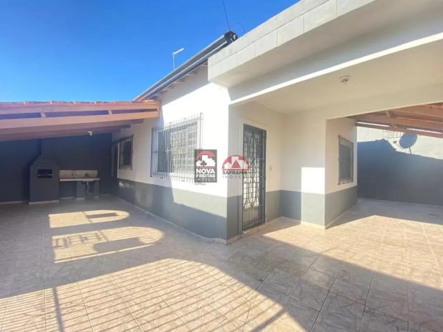 Casa / Sobrado para Locação em Caraguatatuba/SP Indaiá 2 Quartos