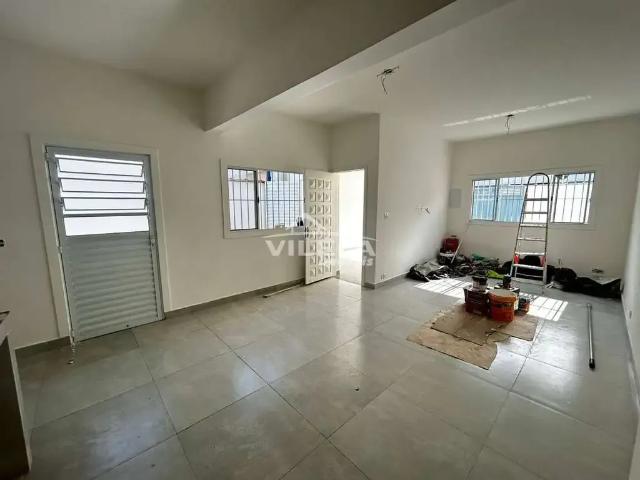 Casa / Sobrado para Locação em Caraguatatuba/SP Indaiá 2 Quartos
