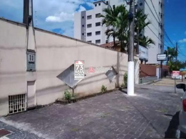 Casa / Sobrado para Locação em Caraguatatuba/SP Indaiá 3 Quartos