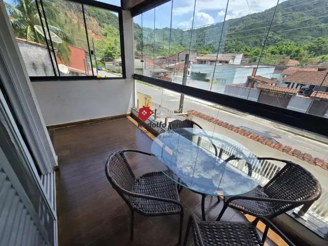 Casa / Sobrado para Locação em Caraguatatuba/SP Jaraguazinho 3 Quartos