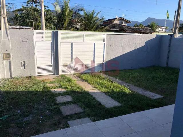 Casa / Sobrado para Locação em Caraguatatuba/SP Jardim Tarumãs 2 Quartos