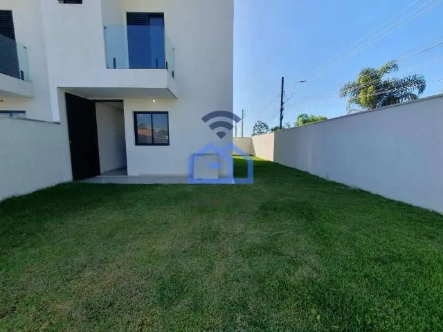 Casa / Sobrado para Locação em Caraguatatuba/SP Jardim Tarumãs 2 Quartos